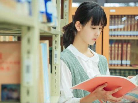 【小说】我爱暴露女友