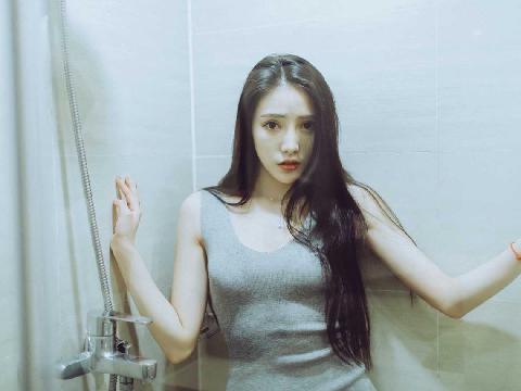 【小说】死肥宅变身巨乳娇娘