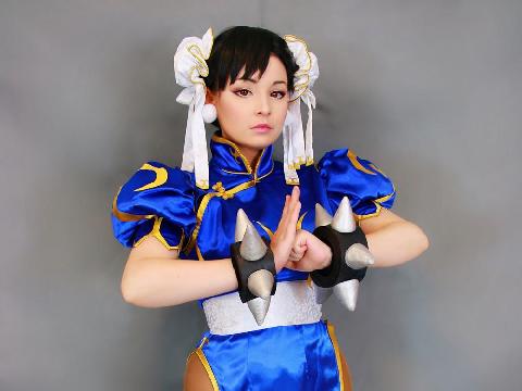 【COS】街头霸王，春丽 翘起巨臀掰开肥嫩的粉穴