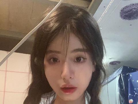 【视频】泄密流出 反差抖音网红 诺崽超甜甜甜 与男友性爱自拍