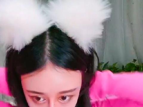 【视频】深夜黑丝小猫露脸勾搭外卖小哥激情啪啪，口交大鸡巴颜值不错性感的骚奶子，各种抽插浪叫不止逼逼弄