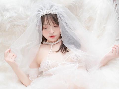 【色图】白白嫩嫩的漂亮少女