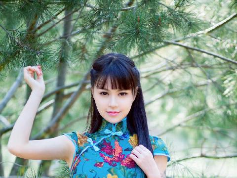 推女郎 胡允儿