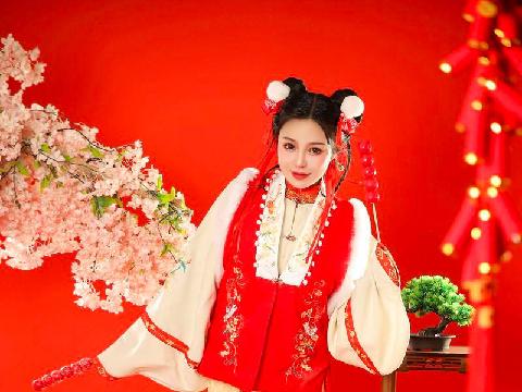 【色图】网红福利姬美少女大胆脱光开脚贺年宵 - 桃暖酱