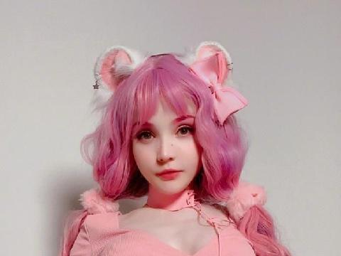 【色图】晶莹剔透,白嫩可爱的俄国 Cosplay 小妖精露鲍写真 