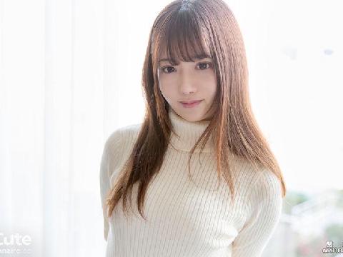 粉嫩可爱奶子超级诱人的日本援交美少女