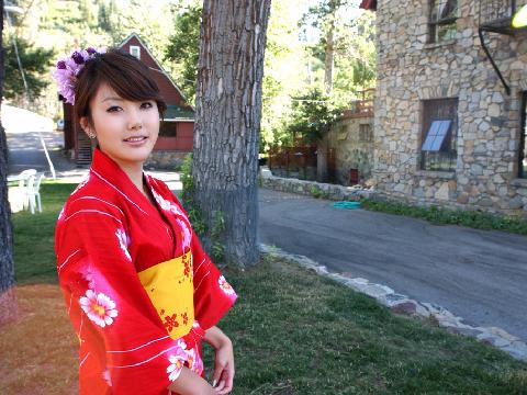 和服小美女
