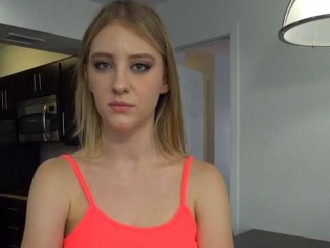 【视频】大奶妹没穿胸罩 做运动 被我看到点点 问是不是摸我胸部