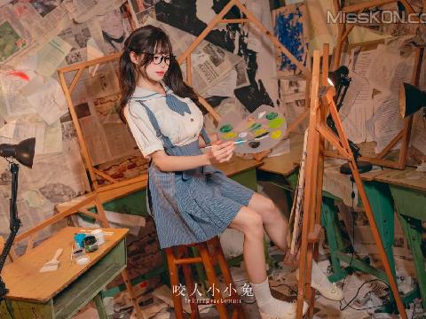 【色图】Coser@黏黏团子兔: 未成名画作