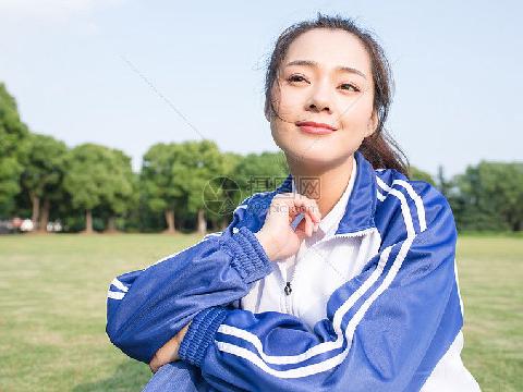 【小说】回首往事随风逝