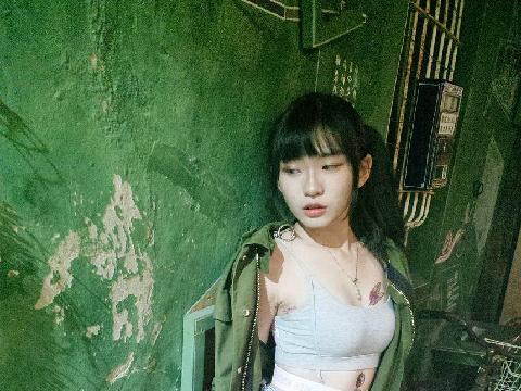 【情色美图】台湾小萝莉