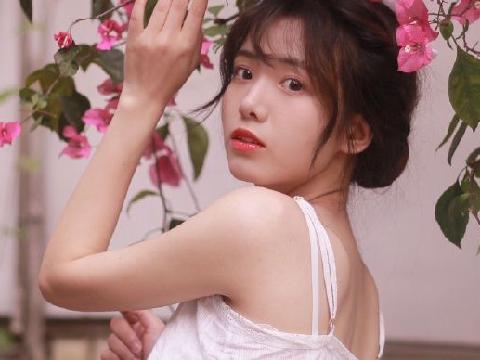 【小说】蜜感少女与房东老伯